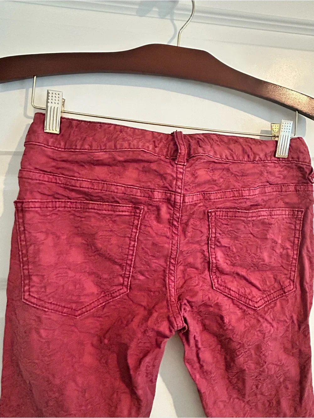 Free People Jacquard Cranberry Red Raised Print Skinny Jeans Size 26